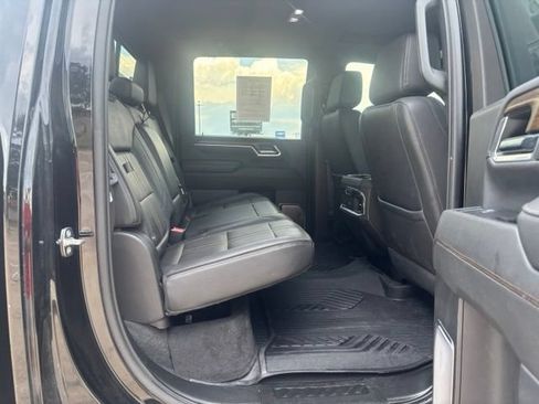 Used 2024 Chevrolet Silverado 2500 High Country w/ High Country Premium Package AWD/4WD image 14
