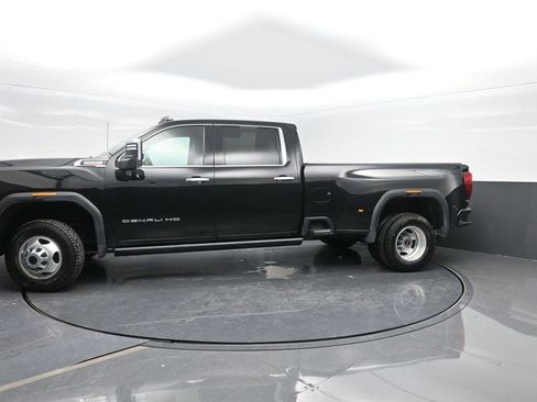Used 2023 GMC Sierra 3500 Denali w/ Denali Ultimate Package image 1