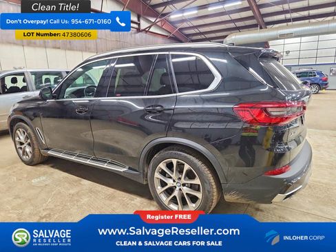 Used 2019 BMW X5 xDrive50i w/ Executive Package AWD/4WD image 3