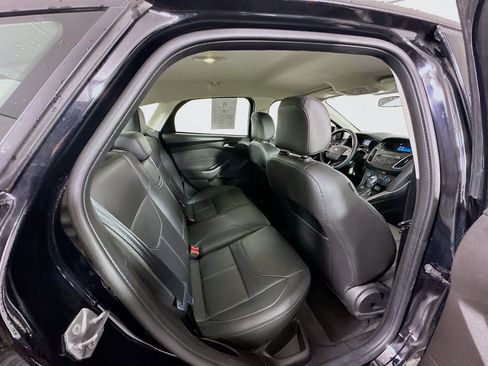 Used 2016 Ford Focus SE w/ Equipment Group 201A image 28
