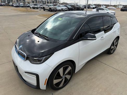 Used 2018 BMW i3 94Ah w/Range Extender image 11