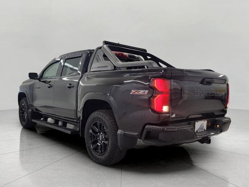 Certified 2025 Chevrolet Colorado Z71 w/ Midnight Edition AWD/4WD image 19