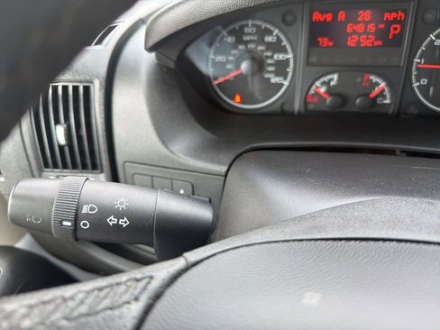 Used 2021 RAM ProMaster 2500 image 27