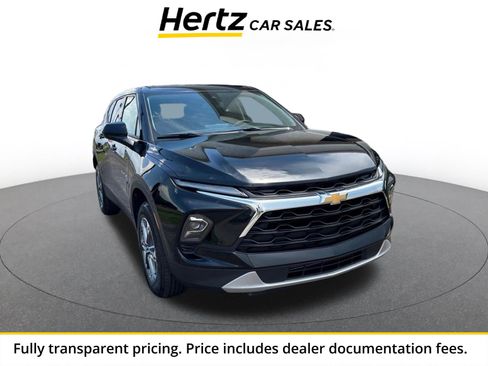 Used 2025 Chevrolet Blazer LT FWD image 1