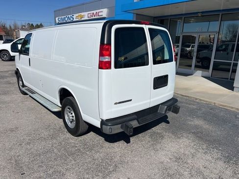 Used 2024 Chevrolet Express 2500 w/ Driver Convenience Package image 14