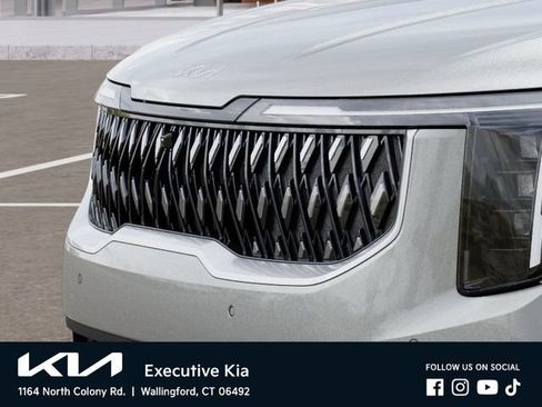 New 2026 Kia Carnival EX FWD image 12
