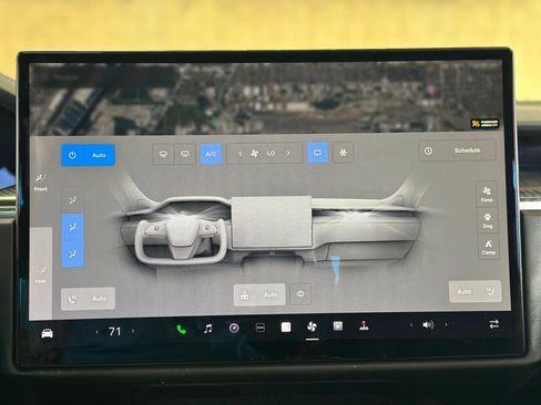 Used 2022 Tesla Model X Plaid image 39