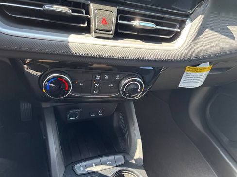 New 2026 Chevrolet TrailBlazer LT w/ Driver Confidence Package FWD image 23