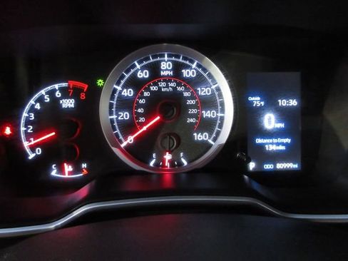 Used 2021 Toyota Corolla SE image 17