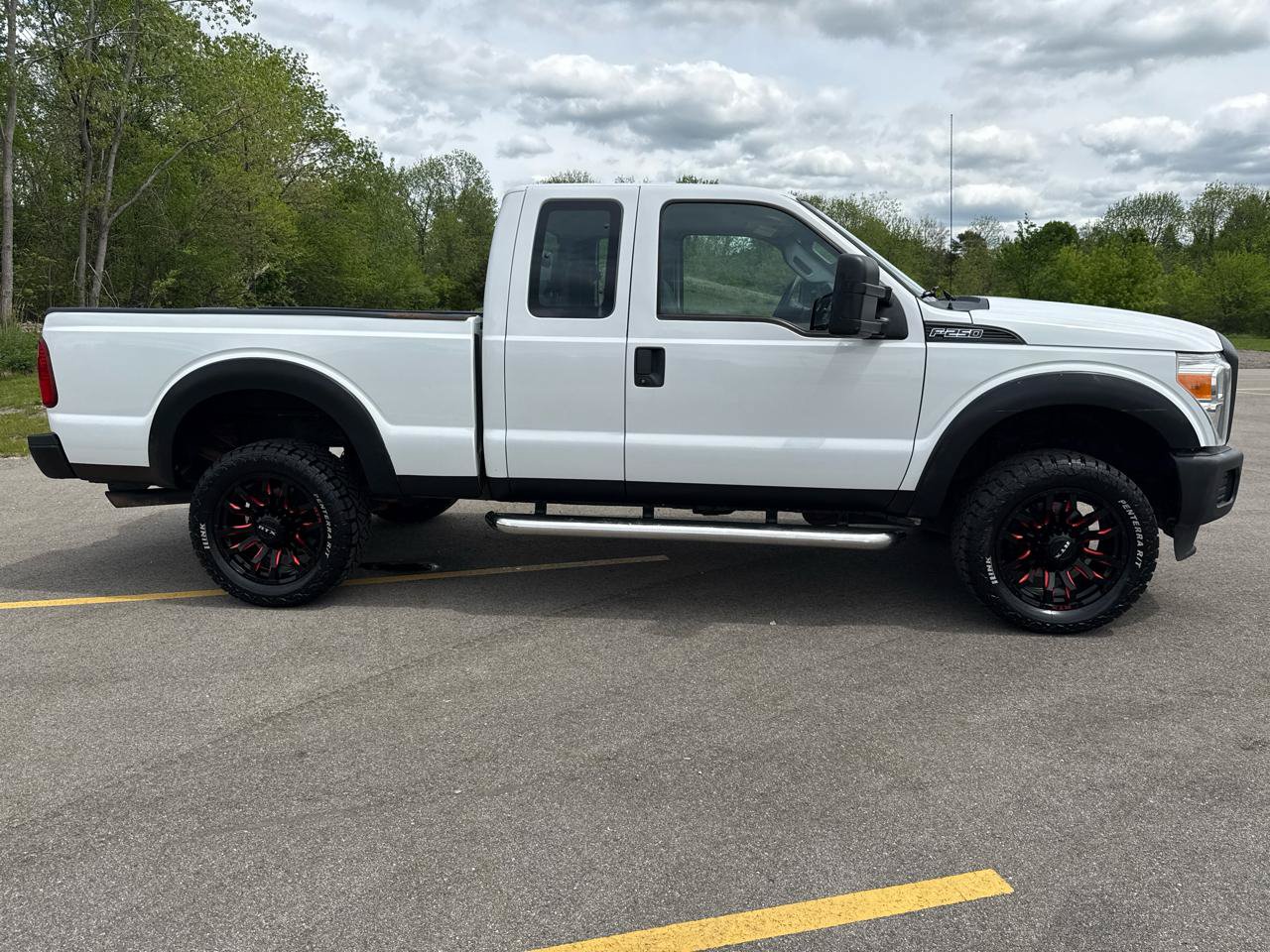 Used 2015 Ford F250 XL w/ Camper Package AWD/4WD image 4