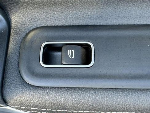 Certified 2025 Mercedes-Benz CLA 250 4MATIC image 22