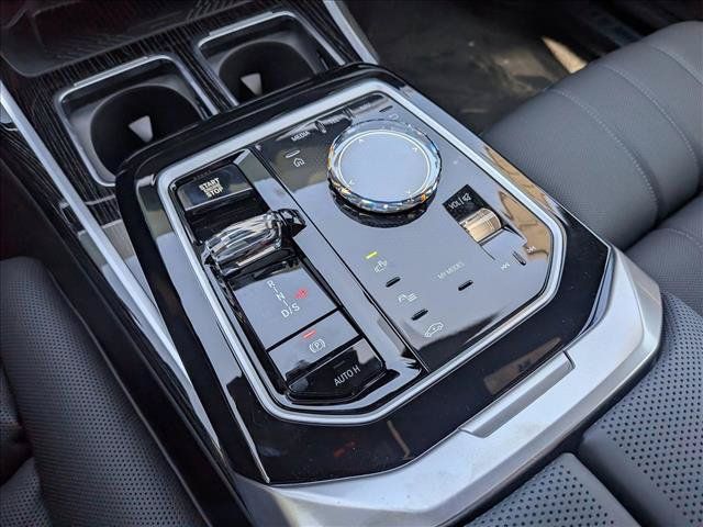 New 2026 BMW 760i xDrive w/ Executive Package AWD/4WD image 15