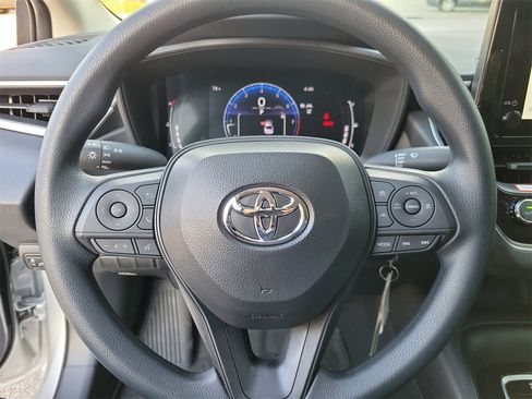New 2026 Toyota Corolla LE image 18