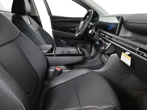 New 2026 Hyundai Tucson Limited image 30