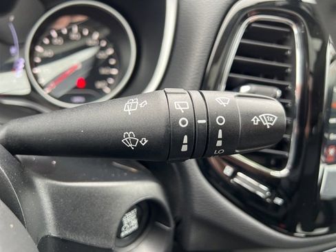 Certified 2021 Jeep Compass Latitude w/ Sun and Sound Group image 20