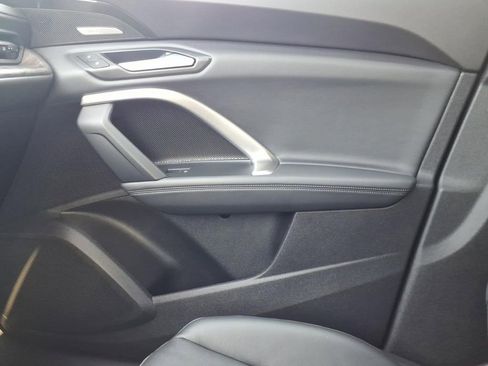 Used 2025 Audi Q5 Premium Plus w/ Premium Plus AWD/4WD image 26