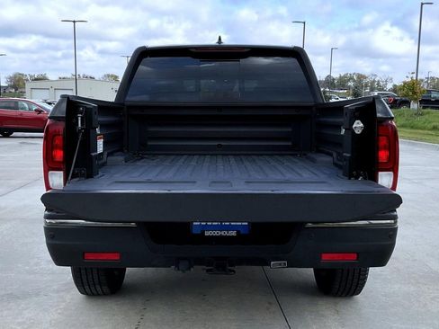 Used 2019 Honda Ridgeline Black Edition image 13