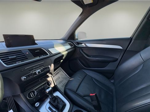 Used 2018 Audi Q3 2.0T Premium image 18