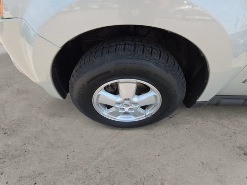 Used 2008 Ford Escape XLT FWD image 9