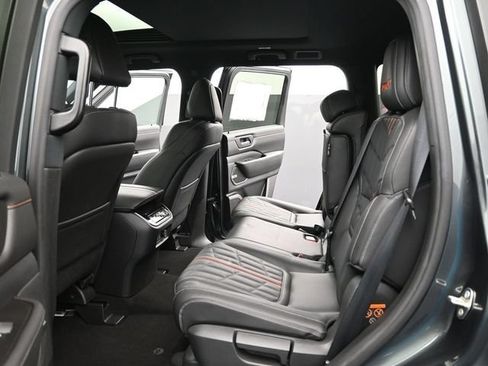 New 2025 Nissan Armada PRO-4X w/ Pro-4X Premium Package AWD/4WD image 10