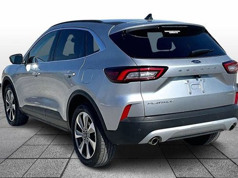 Used 2023 Ford Escape Platinum image 10