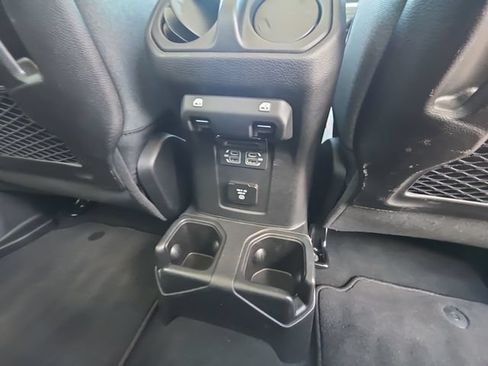 Used 2026 Jeep Gladiator Rubicon AWD/4WD image 21