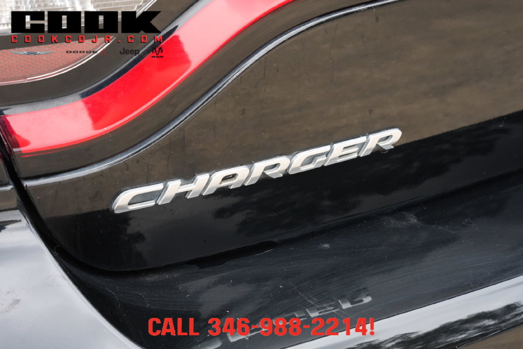 Used 2018 Dodge Charger R/T RWD image 21