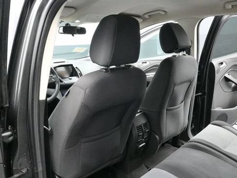 Used 2017 Ford Escape SE w/ Equipment Group 201A AWD/4WD image 23