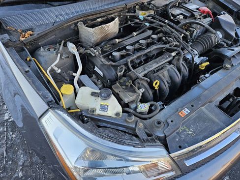 Used 2011 Ford Focus SE w/ 201A Rapid Spec Order Code image 18