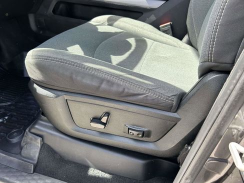 Used 2023 RAM 2500 Big Horn w/ Level 1 Equipment Group image 16