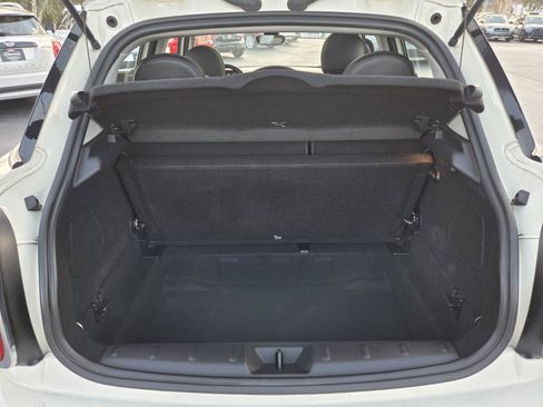 Used 2022 MINI Cooper 4-Door Hardtop image 15