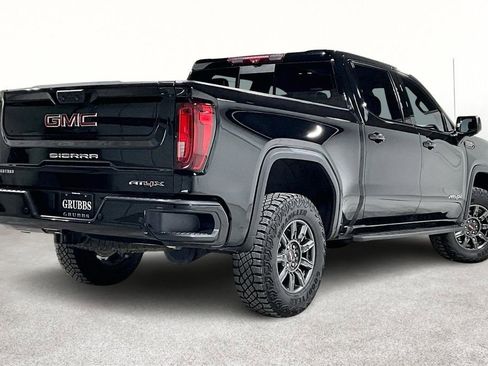 Used 2024 GMC Sierra 1500 AT4X image 2