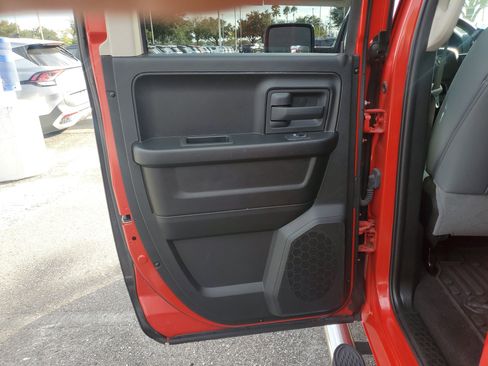 Used 2019 RAM 1500 Express image 9