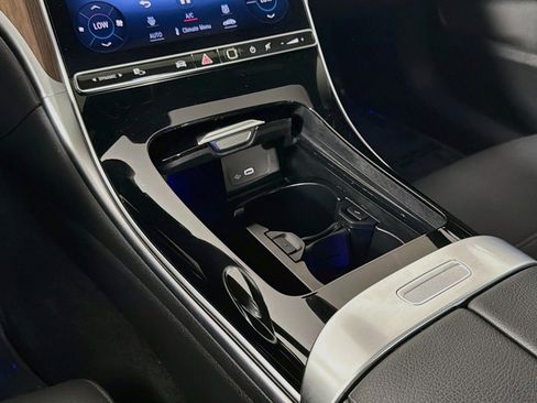 Certified 2024 Mercedes-Benz C 300 Sedan image 7
