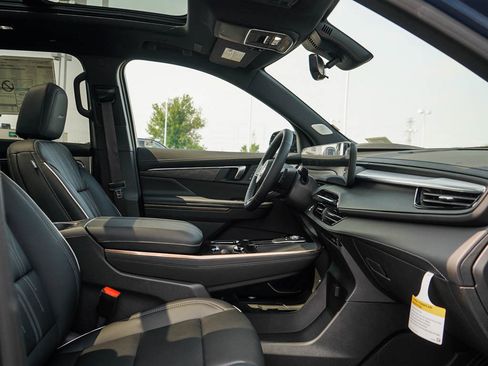 New 2026 Buick Enclave Avenir w/ LPO, Floor Liner Package image 12