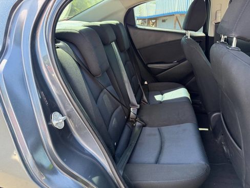 Used 2017 Toyota Yaris iA FWD image 23