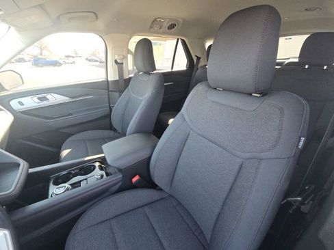 New 2026 Ford Explorer Active image 16