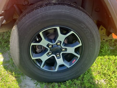 Used 2019 Jeep Wrangler Unlimited Sport S AWD/4WD image 5
