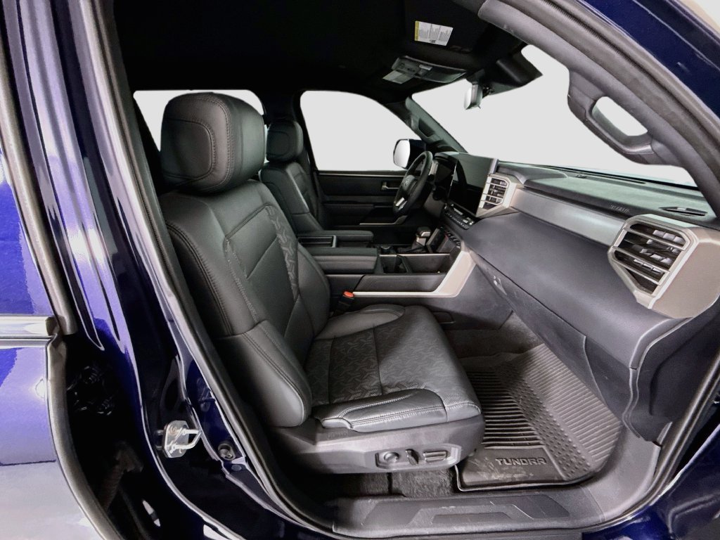Used 2025 Toyota Tundra Limited AWD/4WD image 20
