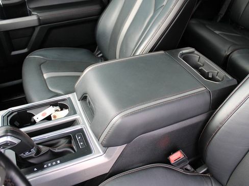 Used 2018 Ford F150 Platinum w/ Technology Package AWD/4WD image 37
