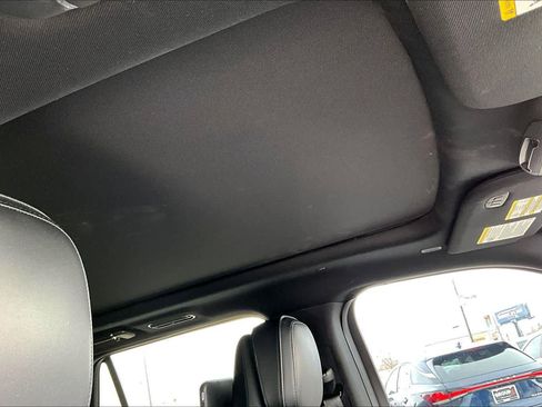 Used 2019 Lincoln Navigator Reserve image 12