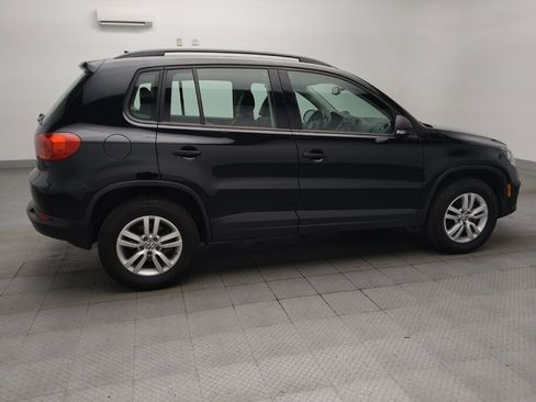 Used 2017 Volkswagen Tiguan S FWD image 10
