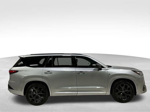 Used 2024 Lexus TX 500h AWD w/ Technology Package image 3