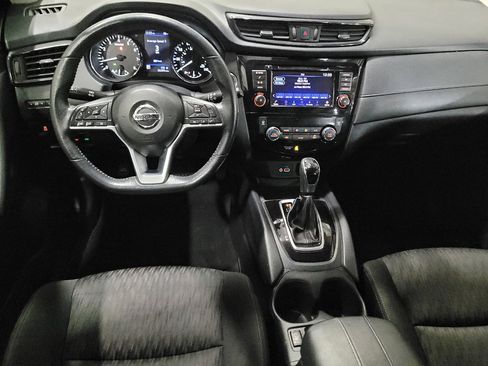 Used 2019 Nissan Rogue SV AWD/4WD image 22