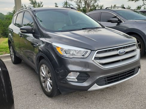 Used 2017 Ford Escape Titanium FWD image 2