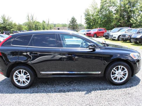 Used 2016 Volvo XC60 T5 Premier image 6