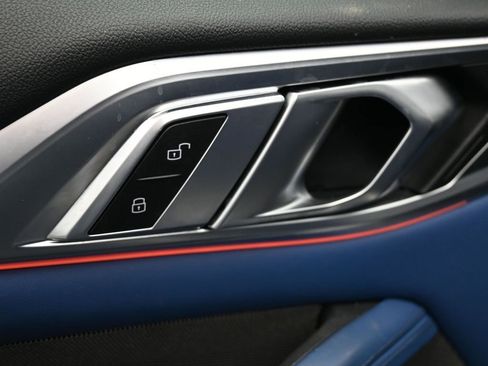 Used 2022 BMW M4 xDrive Competition image 14