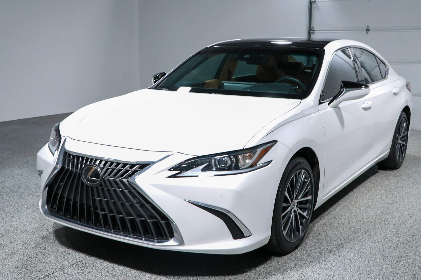 Used 2024 Lexus ES 350 w/ Premium Package FWD image 30