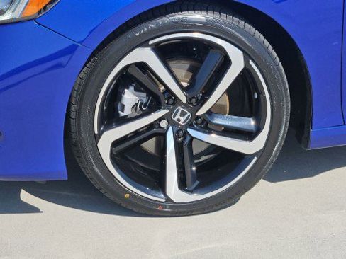 Used 2022 Honda Accord Sport image 32