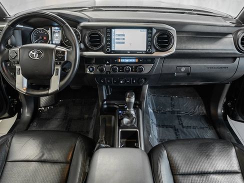 Used 2021 Toyota Tacoma Limited w/ Nightshade Package AWD/4WD image 22